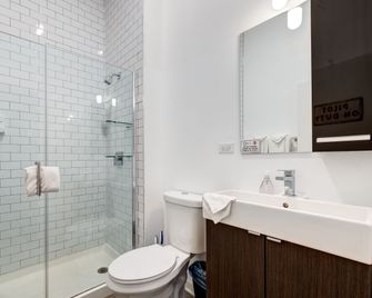 Chicago Second Floor Studio by 747 Lofts - Chicago