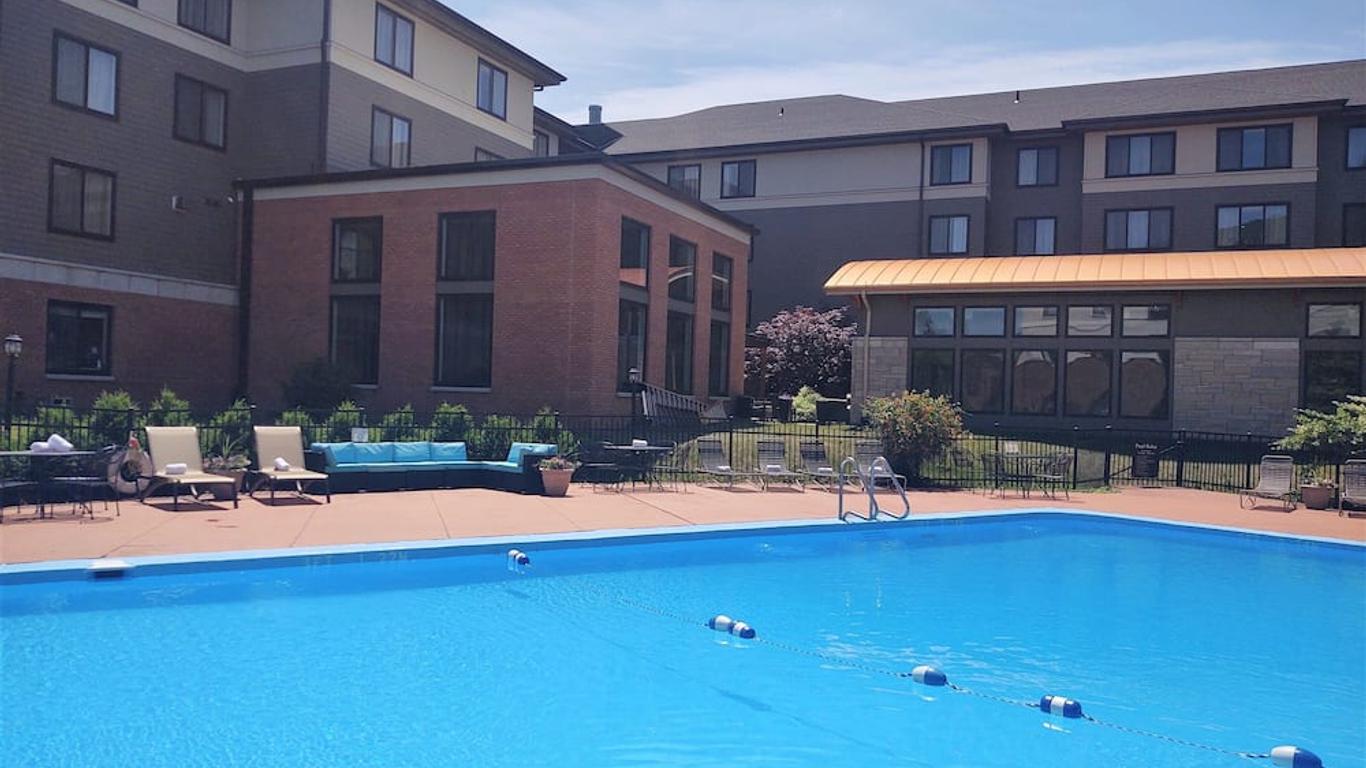 Comfort Inn & Suites South Burlington near University