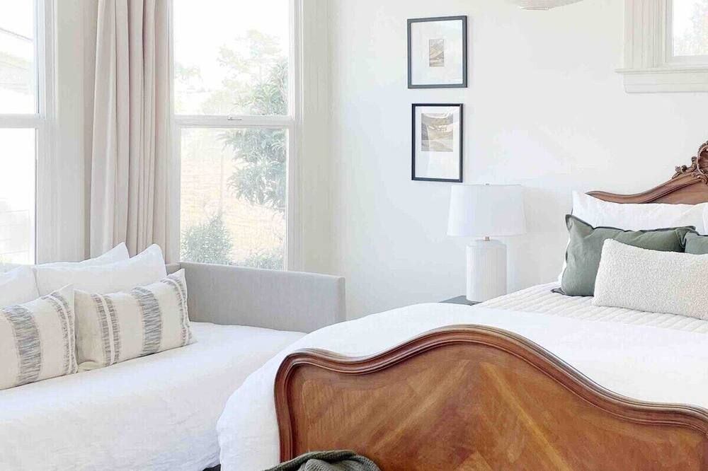 Edna Estate, Sleeps 17, Hot Tub - San Luis Obispo - Habitación