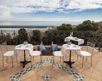 Boutique - Lodge & Suites - Crotone - Balcone