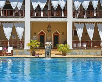 Kilili Baharini Resort & Spa - Malindi - Pool