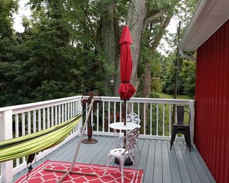 Narcissus Place-non smoking - Buckeye Lake - Balcony