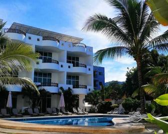 Costa Madero Resort - Los Ayala - Piscina