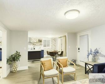 New! Osu Campus Stadium Boho Glamour - Corvallis - Wohnzimmer