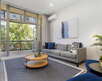 Hobson Quay Apartments by Urban Rest - Auckland - Living room