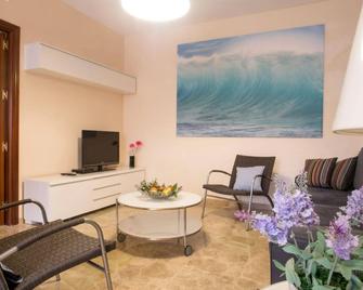 Apartamentos Turísticos Duque de Hornachuelos - Córdoba - Sala de estar