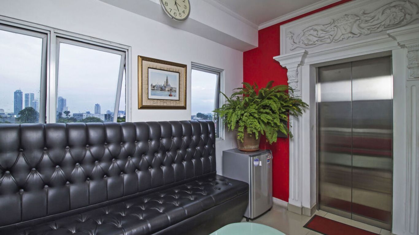 RedDoorz Plus @ Guntur Raya Setiabudi