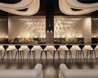 Whitehall Suites - Yorkville - Toronto - Bar