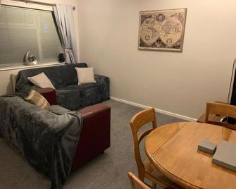 Saint Johns Rest - Biggleswade - Living room