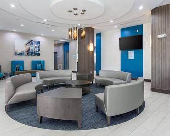 Holiday Inn Express & Suites Houston - Hobby Airport Area - Houston - Lounge