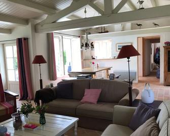 Beautiful very quiet house with large garden near sailing club - L'Île-d'Yeu - Salon