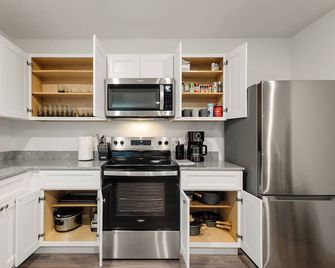 Hilltop Haven 3bd/2bth in Beautiful Benson, Az Pets Ok - Benson - Cucina