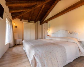 Casale in Collina - Capriva del Friuli - Habitación