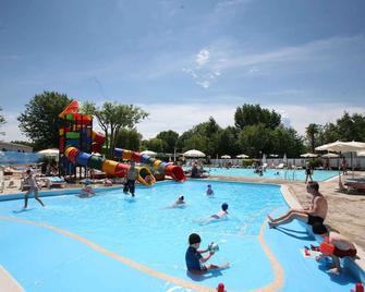 Butterfly Camping Village - Peschiera del Garda - Pool