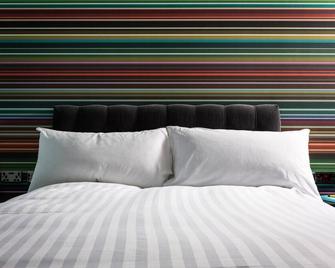 Village Hotel Nottingham - Nottingham - Bedroom