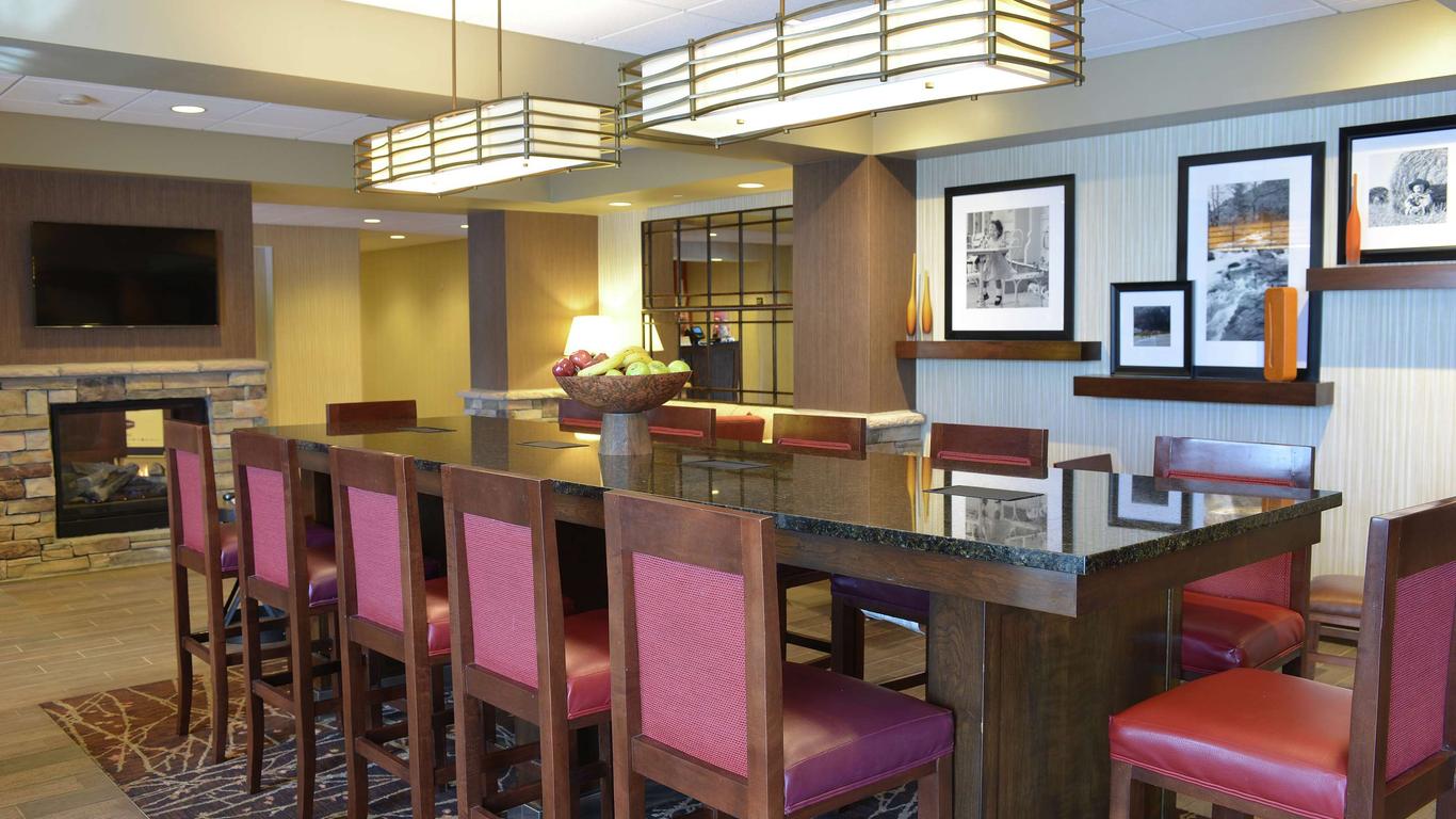 Hampton Inn Springfield Southeast