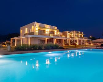 Kyma Suites - Acharavi - Piscina
