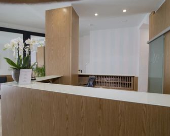 Hotel Paradiso Senigallia - Senigallia - Front desk