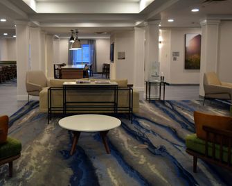 Fairfield Inn & Suites by Marriott Youngstown Austintown - Youngstown - Resepsjon