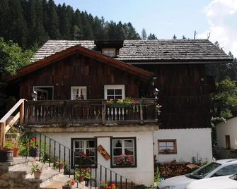 Gasthof Dorfschenke - Stall - Building