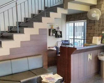 Nalanda Inn - Palakkad - Escaleras