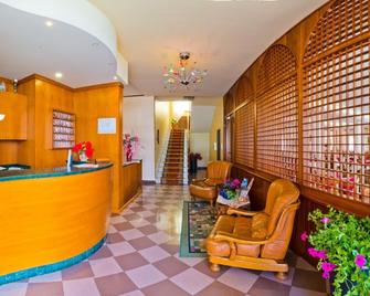 Hotel Corallo - Eraclea - Recepcja