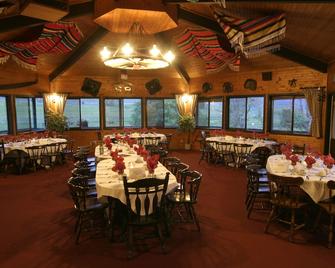 Sundance Guest Ranch - Ashcroft - Restaurante