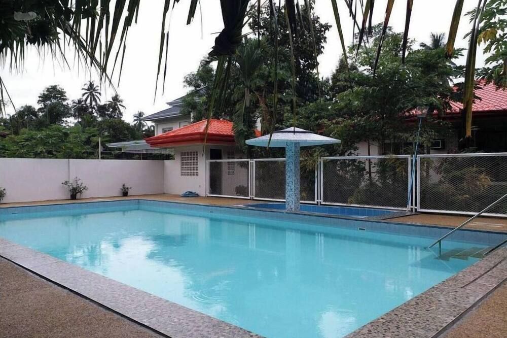 Double Room B - Dipolog - Piscine
