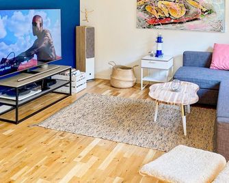 5 Person Holiday Home in Klovedal-by Traum - Klövedal - Living room