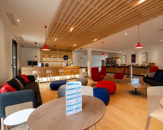 Holiday Inn Express Arcachon - La Teste By IHG - La Teste-de-Buch - Bar