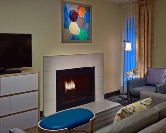 Sonesta ES Suites Providence - Airport - Warwick - Huiskamer