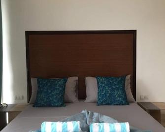 A Villas Resort & Restaurant - Zamboanguita - Habitación