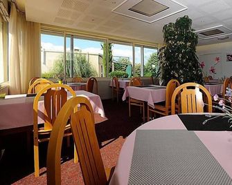 Charme Hotel en Beaujolais - Corcelles-en-Beaujolais - Restaurant