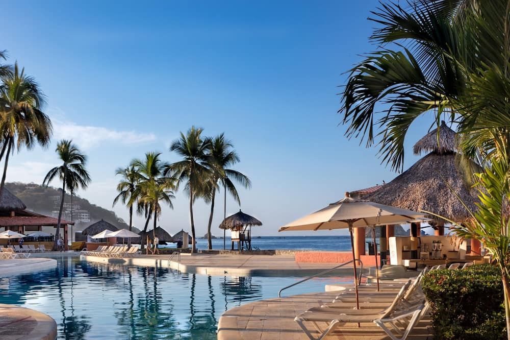 هوليداي إن ريزورت إكستي ب سشر شامل جميع الخدمات باي آيتش جي - Ixtapa - حوض السباحة