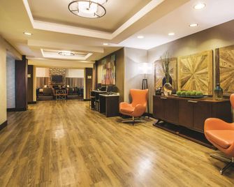 La Quinta Inn & Suites by Wyndham Ely - Ely - Lounge
