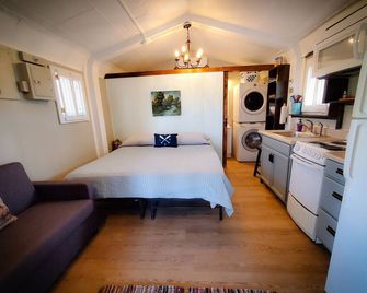 The Little Hideaway at Beaver Creek (1 mile from Beaver Creek Marina) - Monticello - Habitación