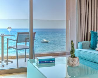 Amada Colossos Resort - Ammoudes