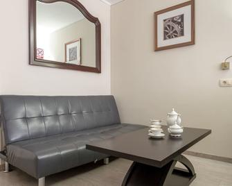 Metropole Luxury Rooms - Split - Oturma odası