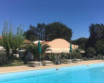 B&B Alex - Capoliveri - Bazén