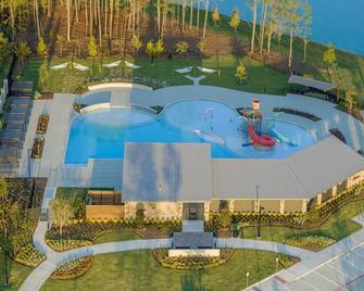 Nice New House w/pool - Shenandoah - Pool