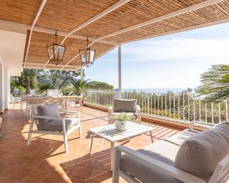 Villa Rita Apartments - Massa Lubrense - Balcón