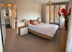 2 Bedroom home in Middlesbrough - Middlesbrough - Bedroom