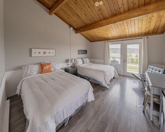 The Iona Heights Inn - Grand Narrows - Habitación
