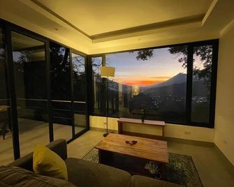 Finca El Tambor - Antigua - Living room