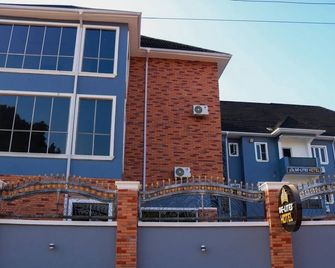 De-Lites Hotel - Asaba - Building