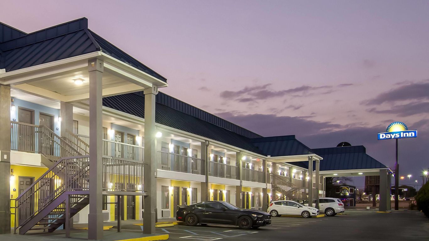Days Inn by Wyndham Ocean Springs