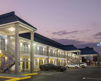 Days Inn by Wyndham Ocean Springs - Ocean Springs - Edificio