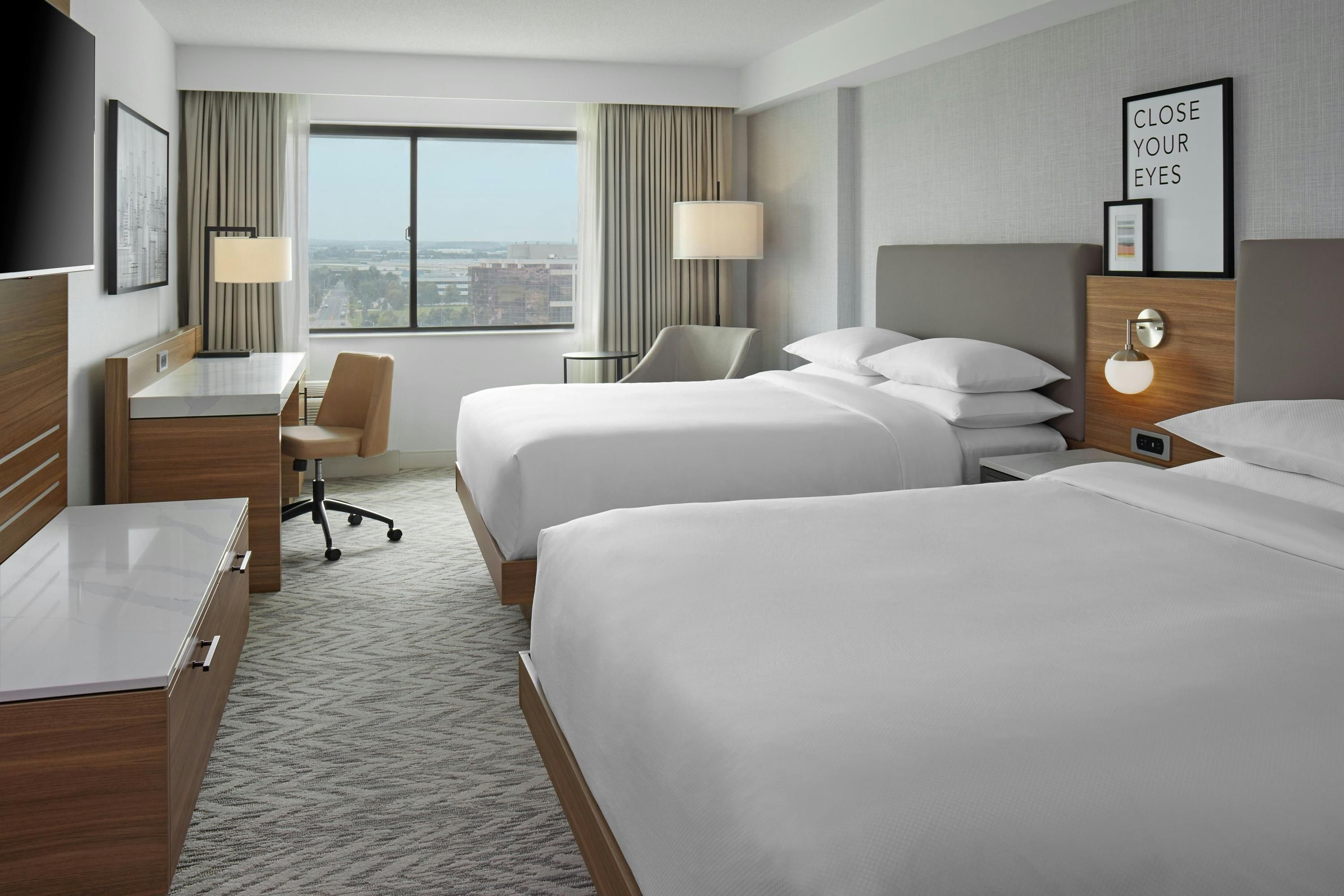 Delta Hotels by Marriott Toronto Markham - Markham - Bedroom