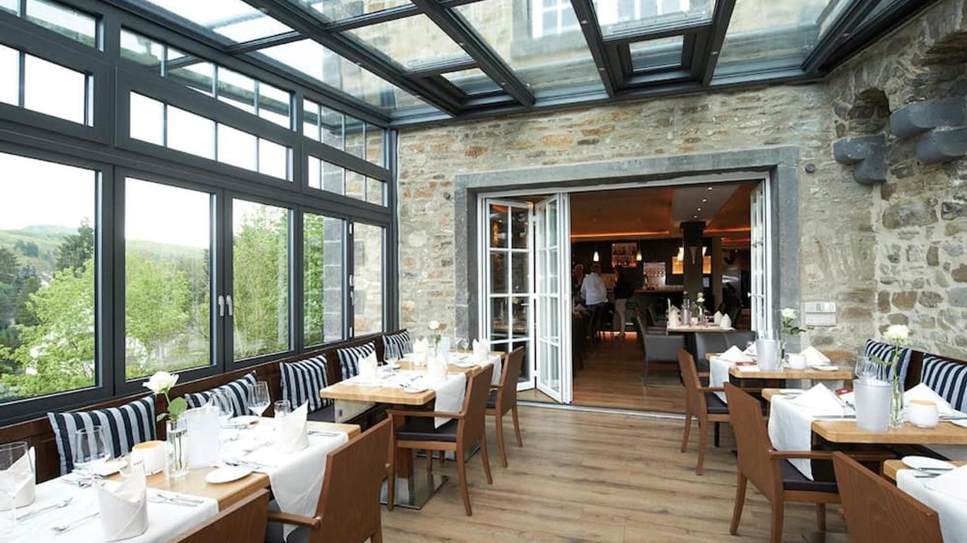 Schloss Hotel Burgbrohl