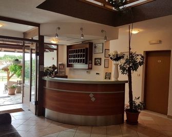 Room in Rakovica with WiFi 4958-2 - Rakovica - Rezeption